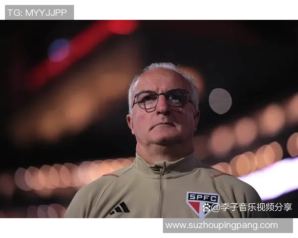 卢卡库的足球之路：从天才少年到世界级前锋的传奇旅程